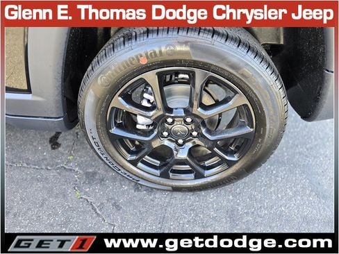 New 2026 Jeep Compass Latitude image 7