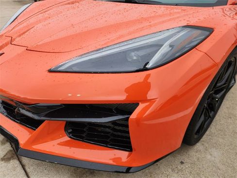 Used 2026 Chevrolet Corvette Z06 RWD image 7