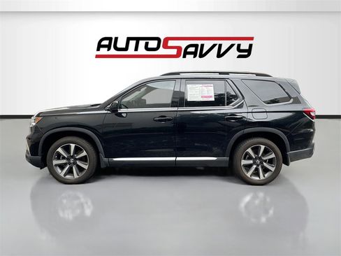 Used 2024 Honda Pilot Elite image 4