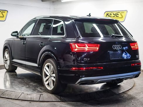 Used 2017 Audi Q7 3.0T Prestige image 2