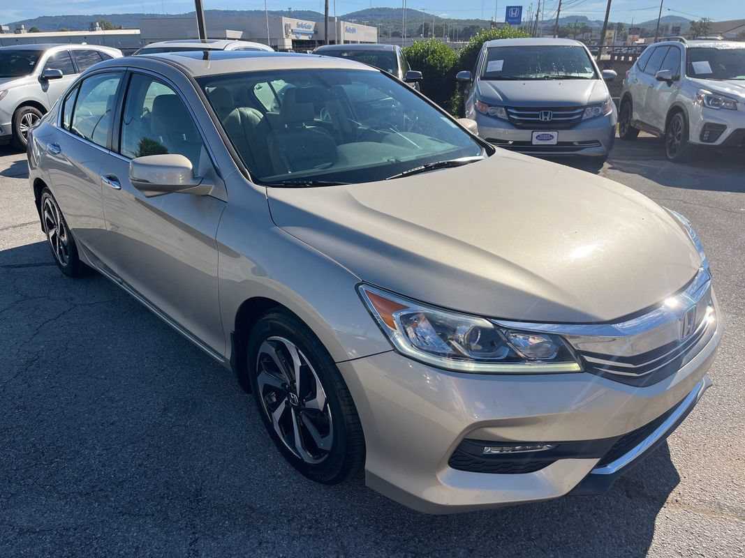 Used 2016 Honda Accord EX-L image 7
