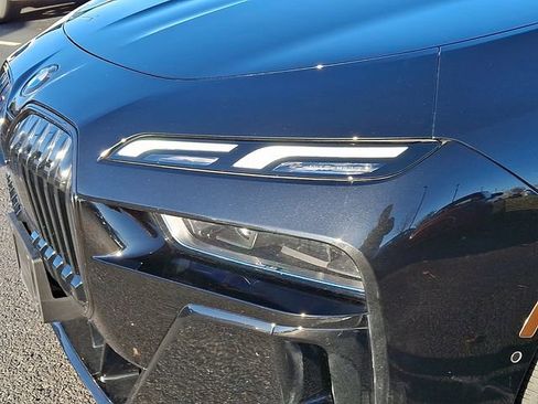 Certified 2024 BMW 740i xDrive image 9