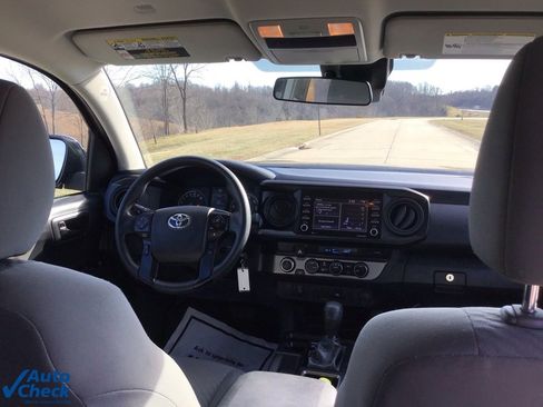 Used 2023 Toyota Tacoma SR image 17