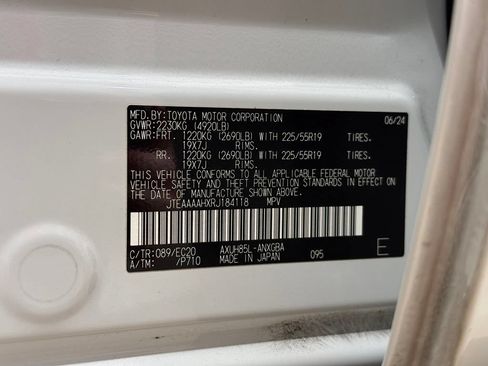Certified 2024 Toyota Venza Nightshade AWD/4WD image 30