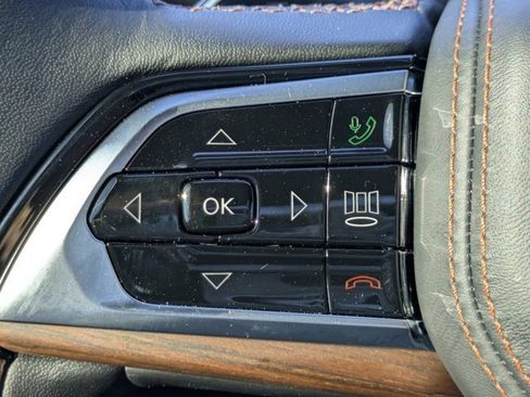 New 2025 Jeep Grand Cherokee L Summit w/ Advanced Protech Group IV image 22