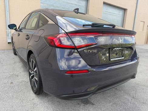 Used 2024 Honda Civic EX-L image 12