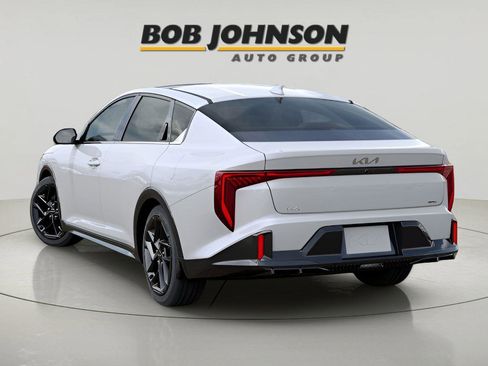 New 2025 Kia K4 GT-Line Turbo image 4