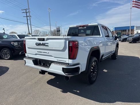 New 2026 GMC Sierra 2500 Denali Ultimate image 5