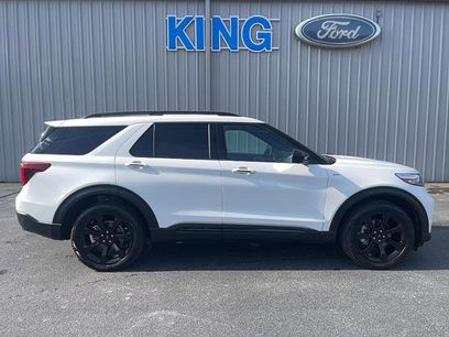 Certified 2023 Ford Explorer ST-Line w/ Class IV Trailer Tow Package