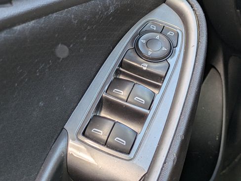 Used 2023 Chevrolet Malibu LS image 19