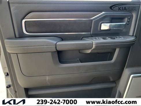 Used 2026 RAM 2500 Laramie AWD/4WD image 19