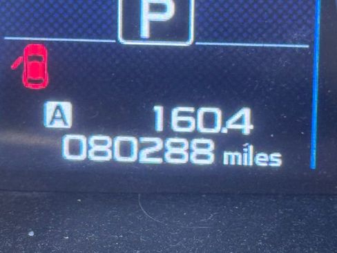 Used 2017 Subaru Outback 3.6R Limited AWD/4WD image 4