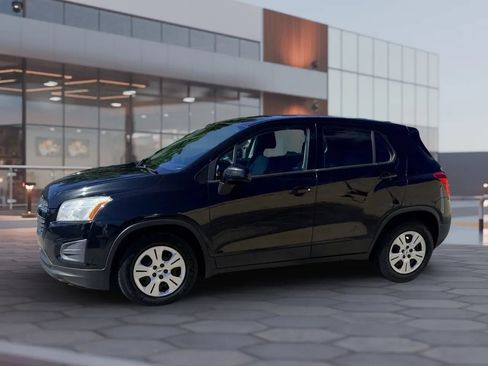 Used 2016 Chevrolet Trax LS image 4