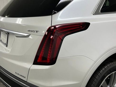 New 2025 Cadillac XT5 Premium Luxury w/ LPO, Floor Liner Package image 11