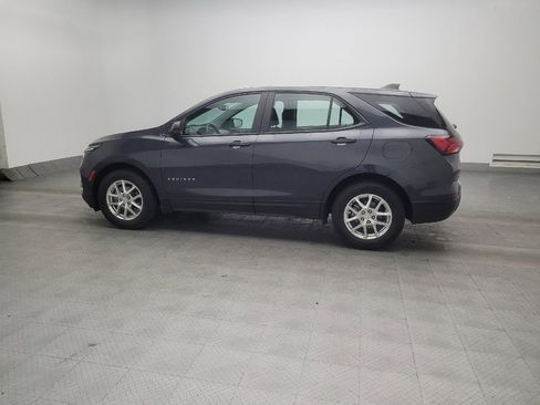 Used 2022 Chevrolet Equinox LS FWD image 3