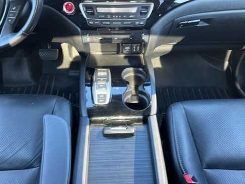 Used 2018 Honda Pilot Elite image 15