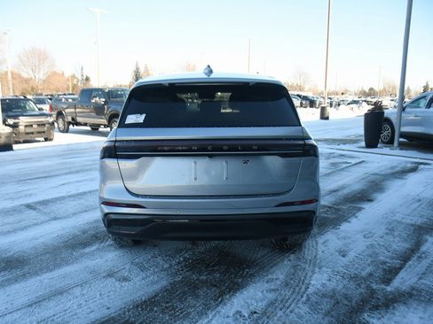 Used 2026 Lincoln Nautilus Premier w/ Equipment Group 102A image 5