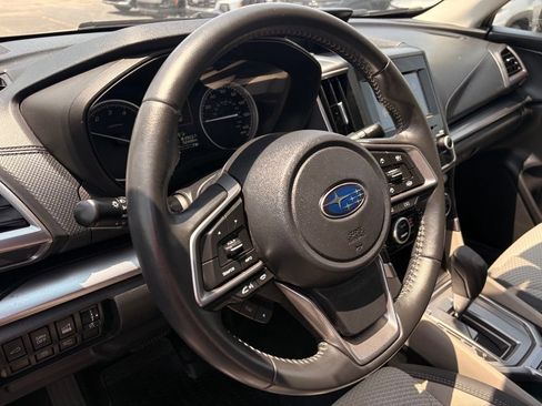 Used 2023 Subaru Forester Premium AWD/4WD image 10