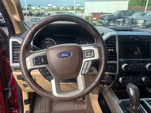 Used 2018 Ford F150 Lariat w/ Equipment Group 502A Luxury AWD/4WD image 20
