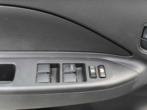 Used 2008 Toyota Yaris Sedan image 9