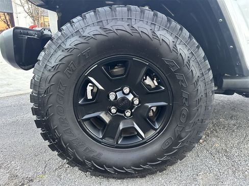 Used 2021 Jeep Gladiator Mojave image 19