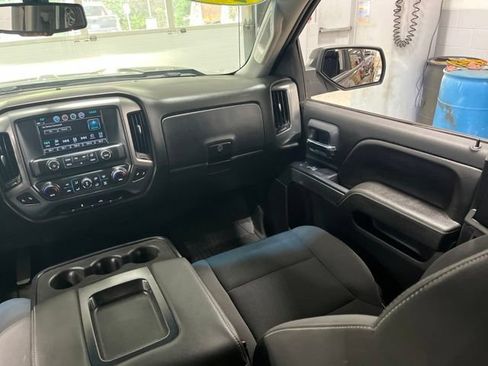 Used 2018 Chevrolet Silverado 1500 LT w/ All Star Edition AWD/4WD image 42