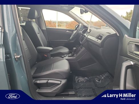 Used 2020 Volkswagen Tiguan SEL image 19