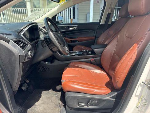 Used 2017 Ford Edge Titanium w/ Equipment Group 301A FWD image 30