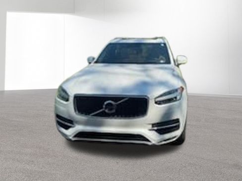 Used 2019 Volvo XC90 T6 Momentum w/ Advanced Package AWD/4WD image 3