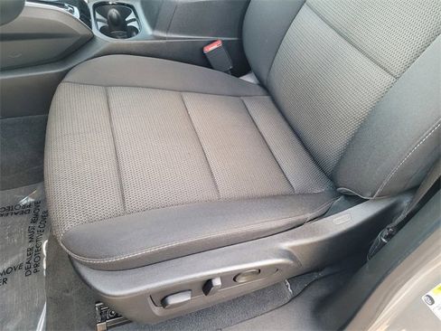 Used 2023 Chevrolet Colorado LT w/ LT Convenience Package II image 11