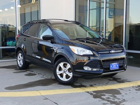 Used 2013 Ford Escape SE image 2