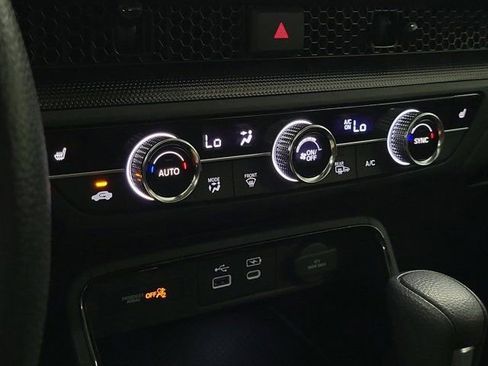 Certified 2023 Honda CR-V EX image 28