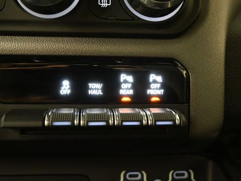 Used 2019 RAM 1500 Big Horn image 30