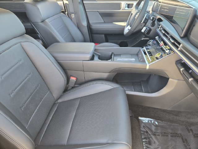 Certified 2026 Hyundai Santa Fe Limited AWD/4WD image 8