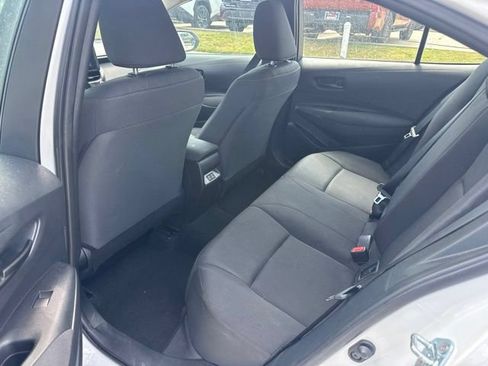 Used 2025 Toyota Corolla LE FWD image 7