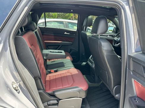 Used 2022 Volkswagen Atlas Cross Sport SEL Premium R-Line AWD/4WD image 47