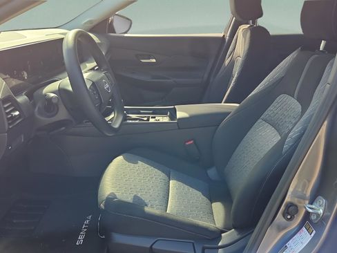 New 2026 Nissan Sentra SV w/ Floor Mat Package FWD image 9
