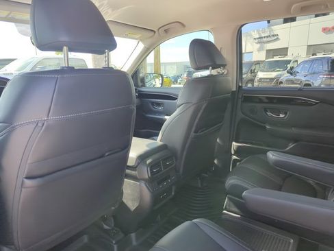 Used 2024 Honda Pilot EX-L image 19