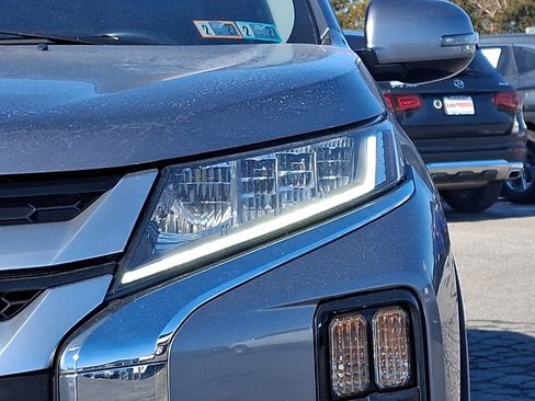 Used 2022 Mitsubishi Outlander Sport SE image 9