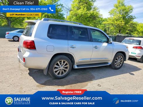 Used 2011 Lexus LX 570 4WD w/ Luxury Pkg image 4