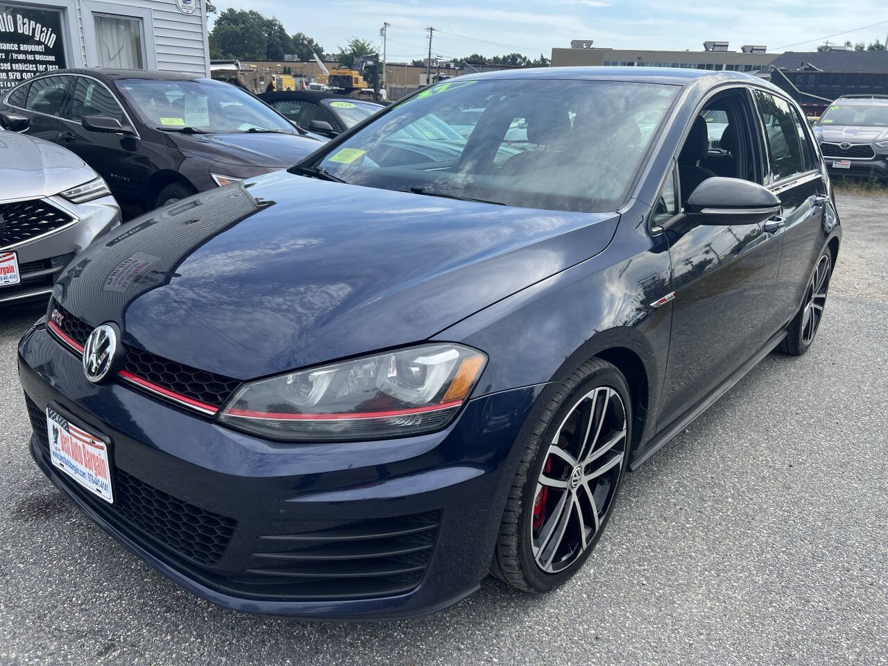 Used 2017 Volkswagen GTI Sport FWD image 3