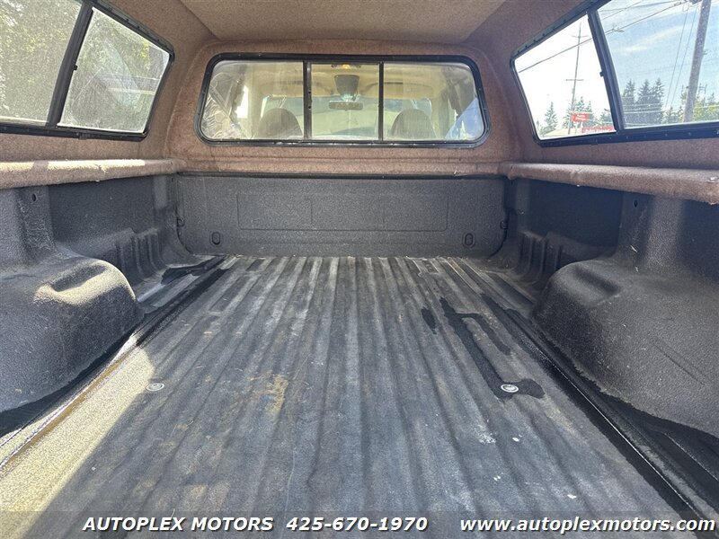 Used 1999 Ford F250 Lariat AWD/4WD image 13