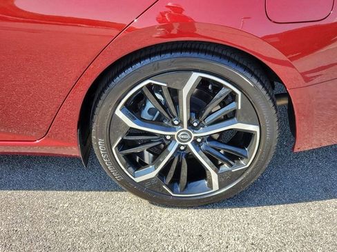 Certified 2024 Nissan Altima 2.5 SR FWD image 10
