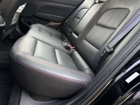 Used 2018 Hyundai Elantra Sport w/ Sport Premium Package 03 FWD image 12