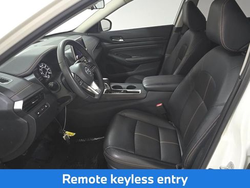 Used 2019 Nissan Altima 2.5 SR FWD image 11