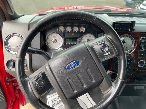 Used 2009 Ford F350 Lariat image 17