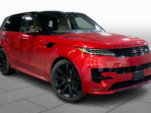 Used 2024 Land Rover Range Rover Sport Dynamic SE image 2