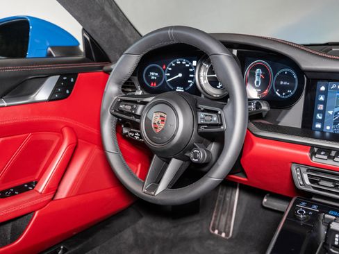 Used 2022 Porsche 911 Turbo S image 24