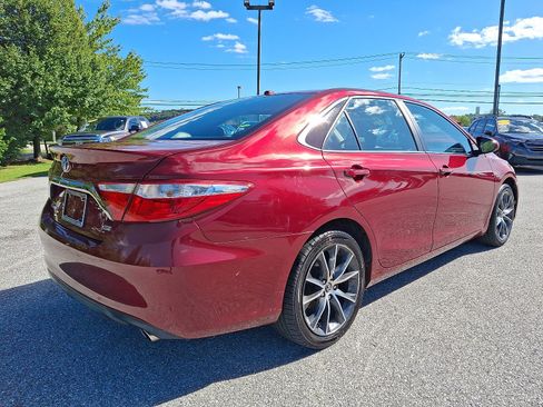 Used 2016 Toyota Camry XSE w/ Moonroof Package FWD image 7