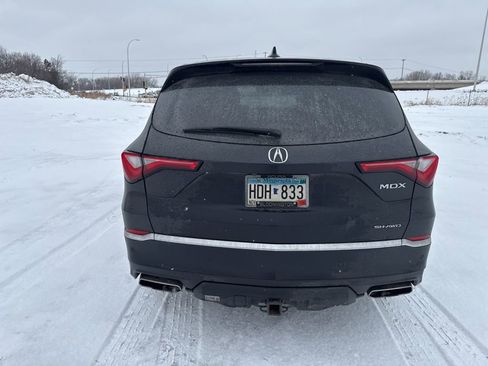Used 2022 Acura MDX SH-AWD w/ Technology Package image 9